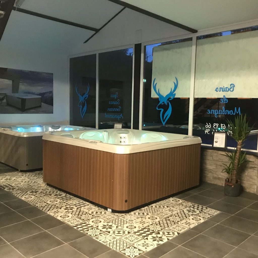 spas-wellness-showroom-epinal-gerardmer Showroom Spas & Wellness à Gerardmer dans les Vosges avec modèles de spas Hot Spring et Endless Pools